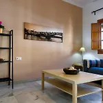 Descubrehome Pureza Triana Penthouse, Terraza Privada